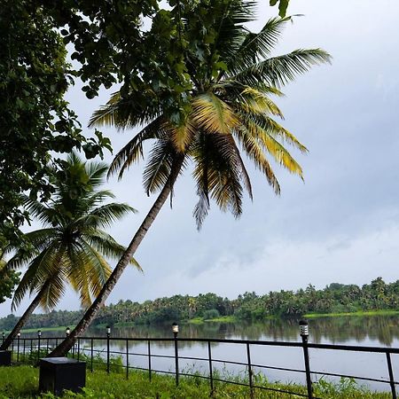 S River Resorts Kochi Exteriér fotografie